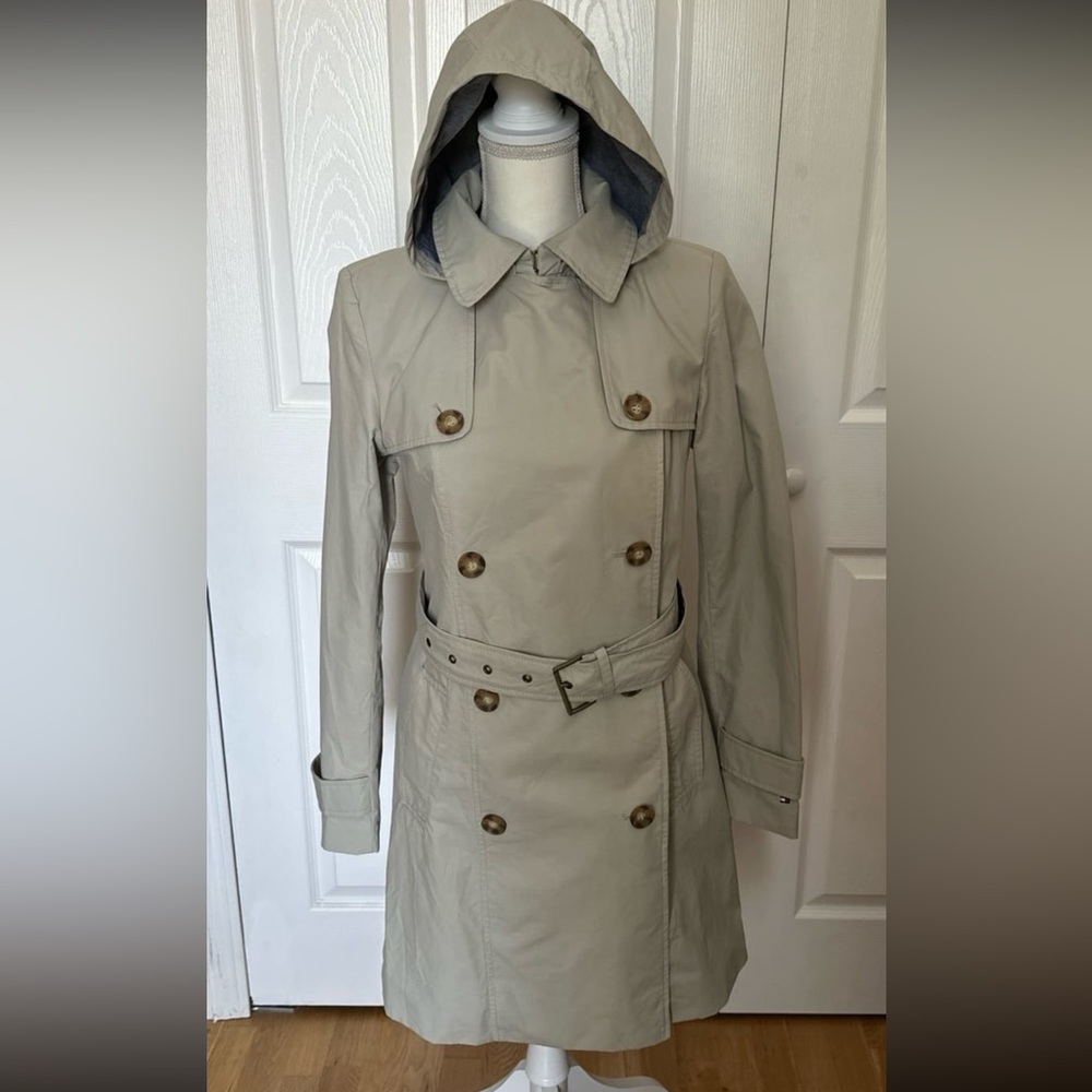 Tommy Hilfiger Light Tan Trench Coat